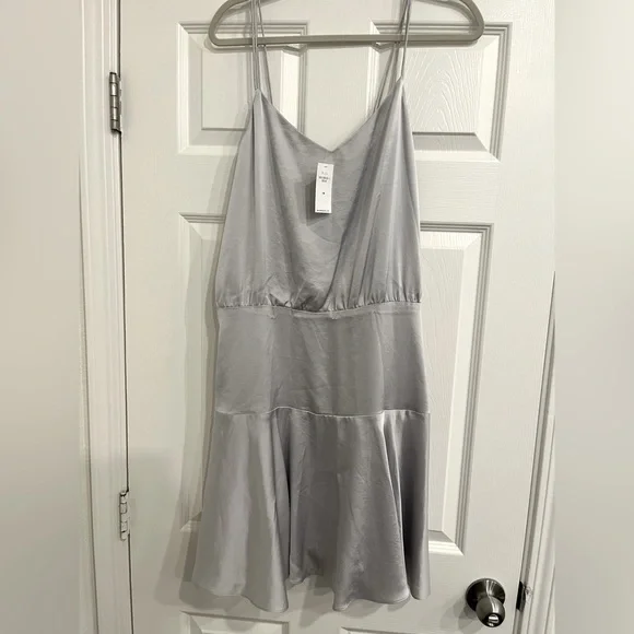 banana republic silver dress BANANA REPUBLIC Strappy Sequin SILVER Dress Size 4 NEW